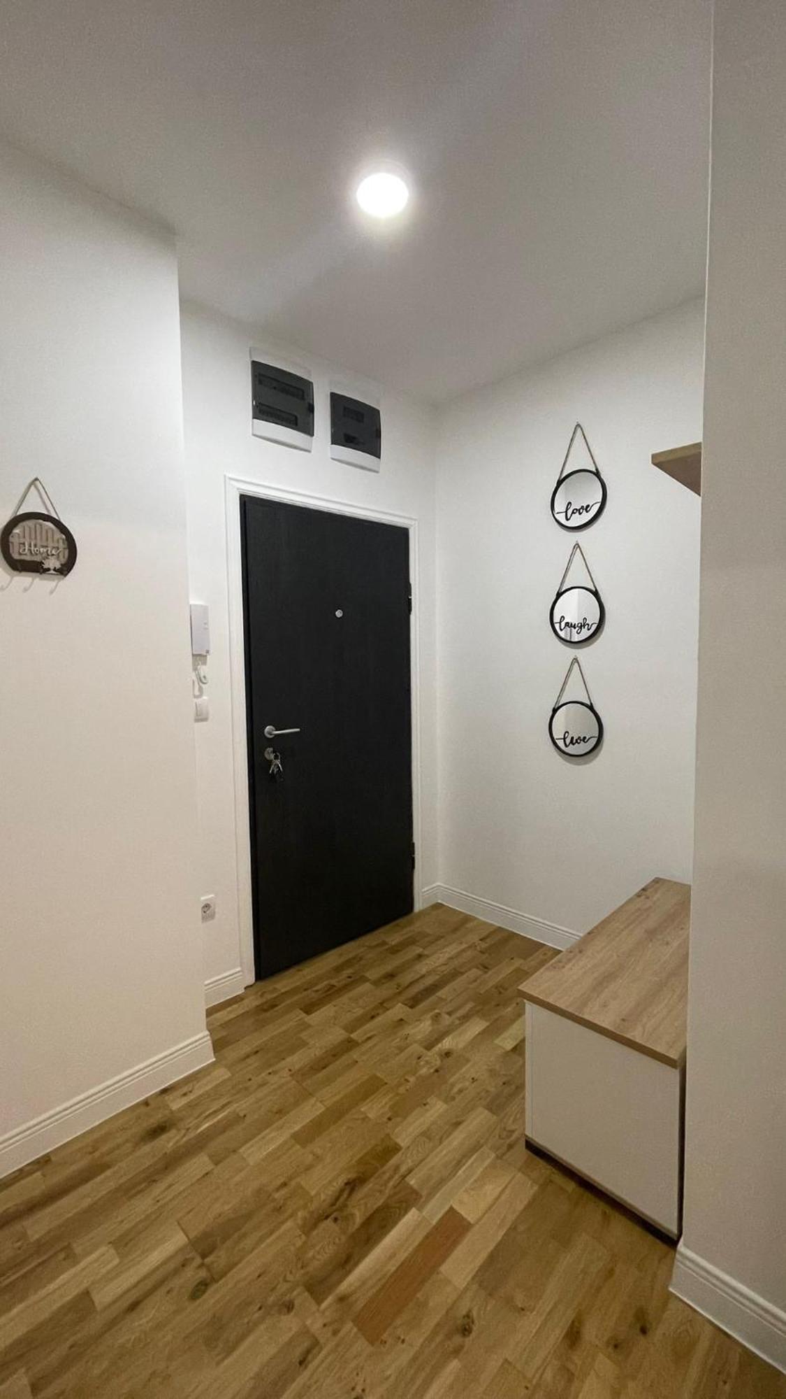 Apartment Mir
